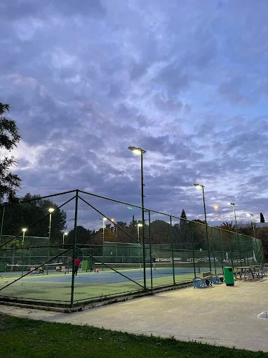 Akdeniz Üniversitesi Tenis Kortları - Antalya Tenis Kortu