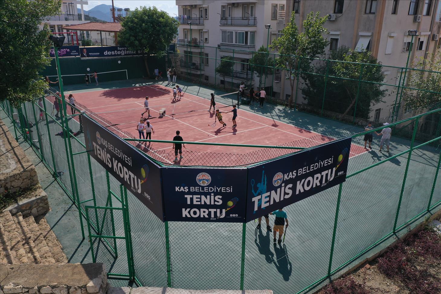 Çerçiler Tenis - Antalya Tenis Kortu